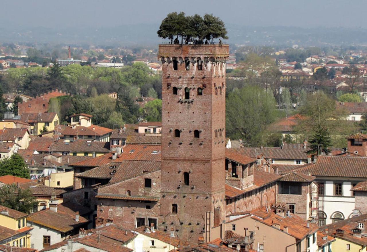 Charme Con Parcheggio Apartamento Lucca Exterior foto
